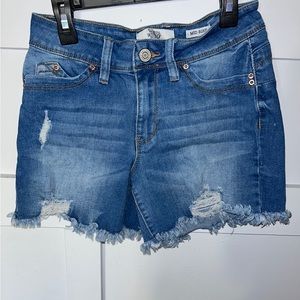 YMI WannabettaButt Mid Rise Distressed Denim Shorts Size 5